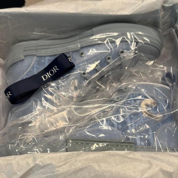 Dior Women's size 8 few times used - Picture 4 of 6